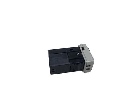 AUXILIARY AUX USB ADAPTER PORT 86190-0E050 OEM 2010 - 2015 LEXUS RX350