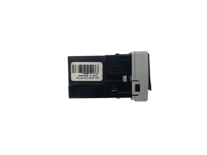 AUXILIARY AUX USB ADAPTER PORT 86190-0E050 OEM 2010 - 2015 LEXUS RX350