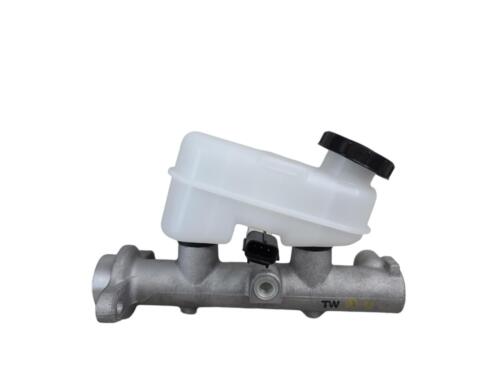 2000-2003 Ford Taurus/Mercury Carquest Brake Master Cylinder MCA630267