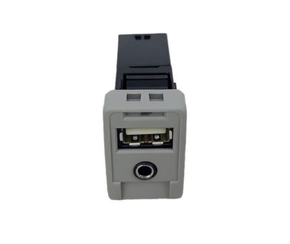 AUXILIARY AUX USB ADAPTER PORT 86190-0E050 OEM 2010 - 2015 LEXUS RX350