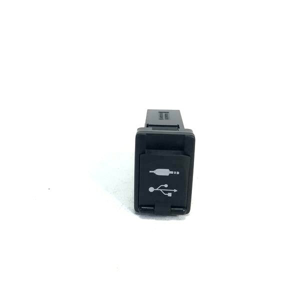 Toyota 86190-0R010 USB AUX Port Adapter Jack Camry Corolla Rav4 Yaris