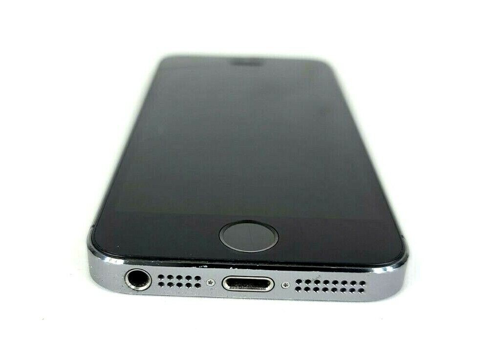 Apple iPhone 5s - 16GB - Space Gray at&t (locked) A1533. Cracked screen FOR PART