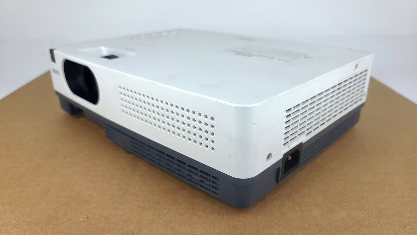 Sanyo PLC-XD2600 XGA Projector  TESTED ** Great Deal**