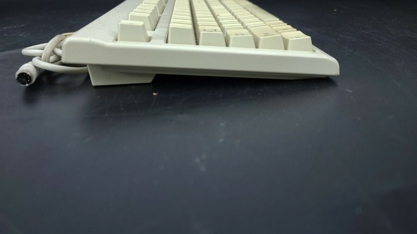 Vintage AST Clicky Computer Keyboard Model RT4958TW / Part# 120930-001