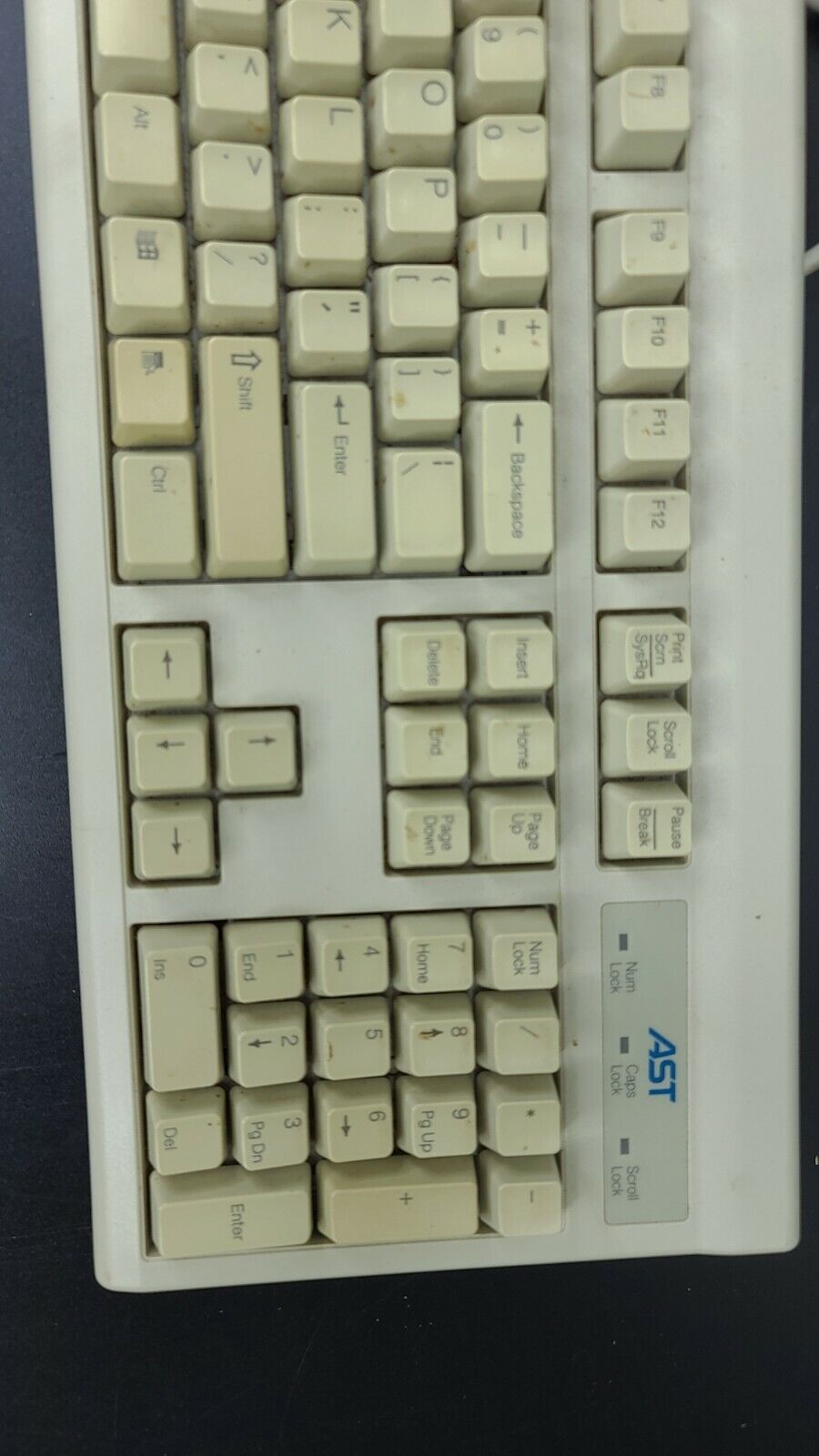 Vintage AST Clicky Computer Keyboard Model RT4958TW / Part# 120930-001