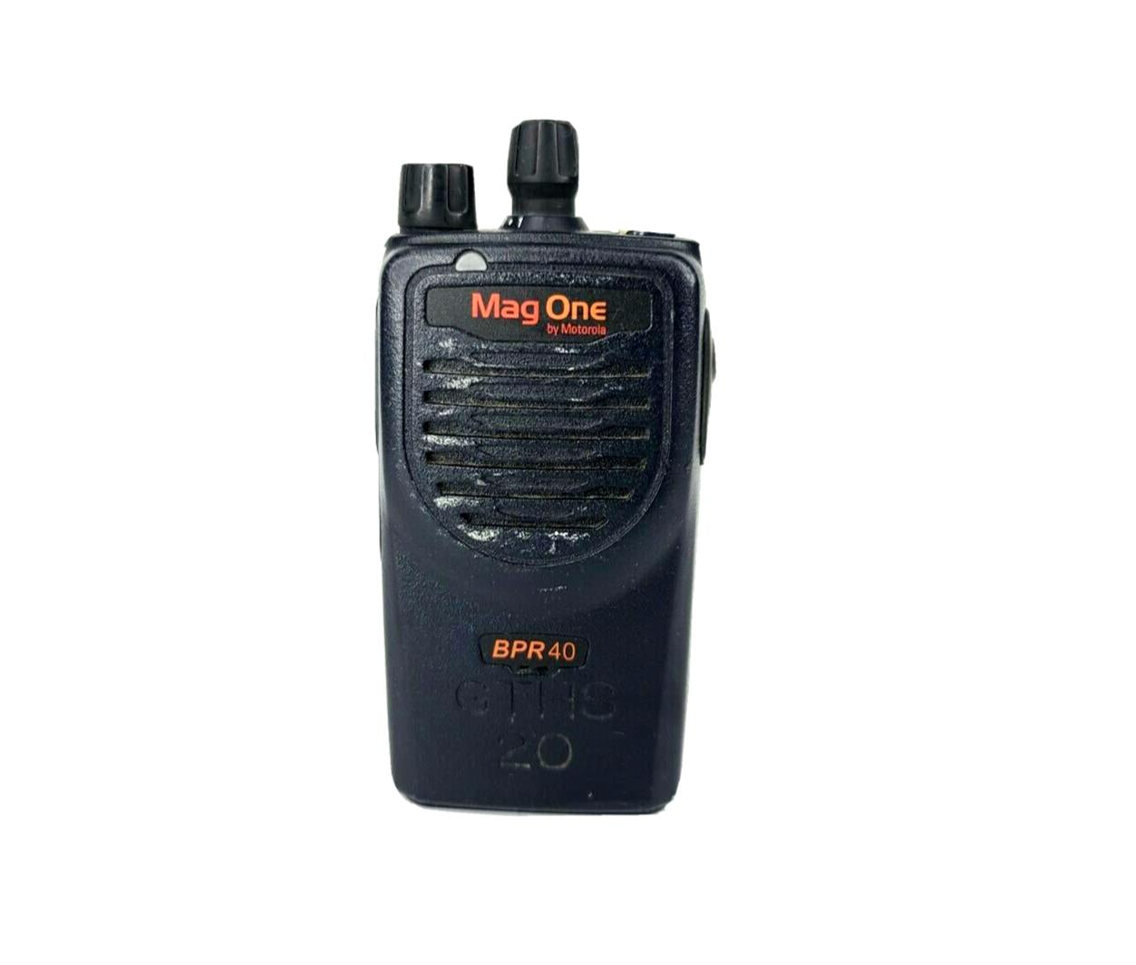 Motorola MagOne BPR40 UHF 8Ch Radios With Batteries AAH84RCS8AA1AN