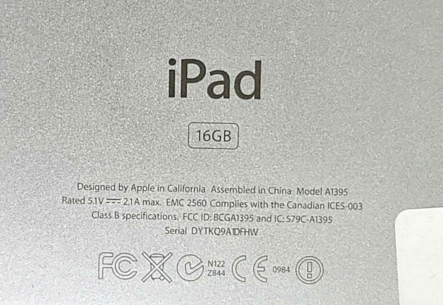 Apple a1395 iPad | 2nd Generation, 16GB  9.7" Wi-Fi Tablet