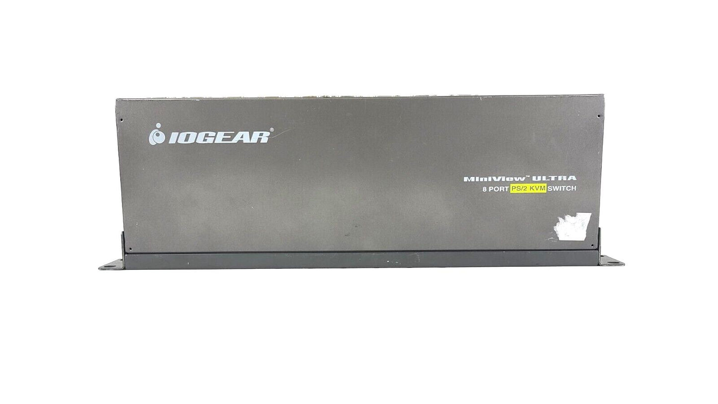 IOGear GCS138 MiniView Ultra KVM Switch 8-Port External PS/2