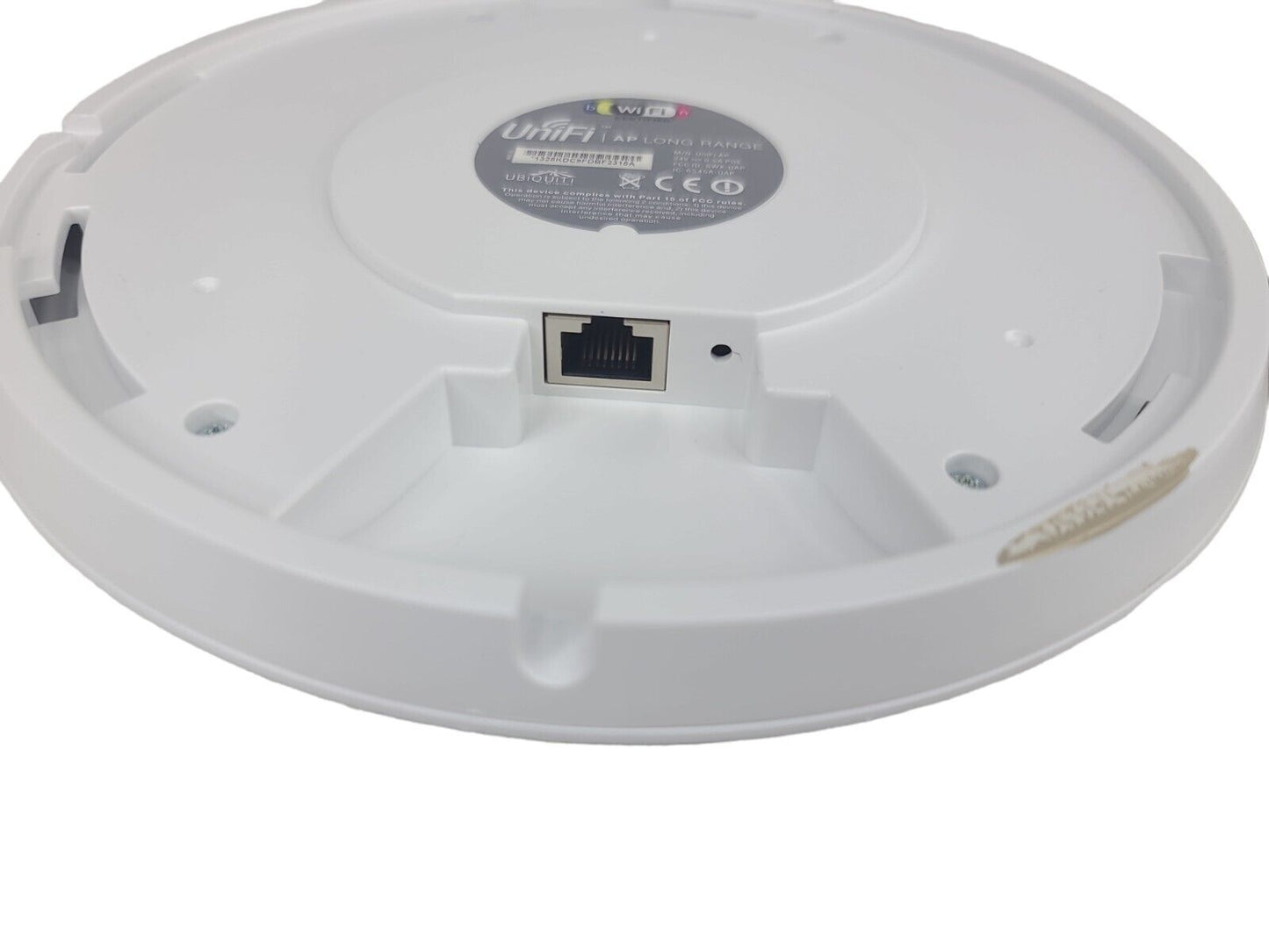 Ubiquiti UniFI AP Long Range Wireless Access Point  No Mount