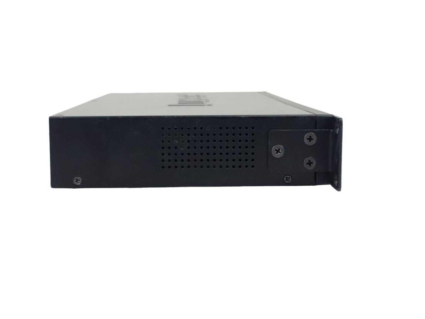 Linksys EtherFast (EF3116) 16-Port Rack-Mountable Network Switch