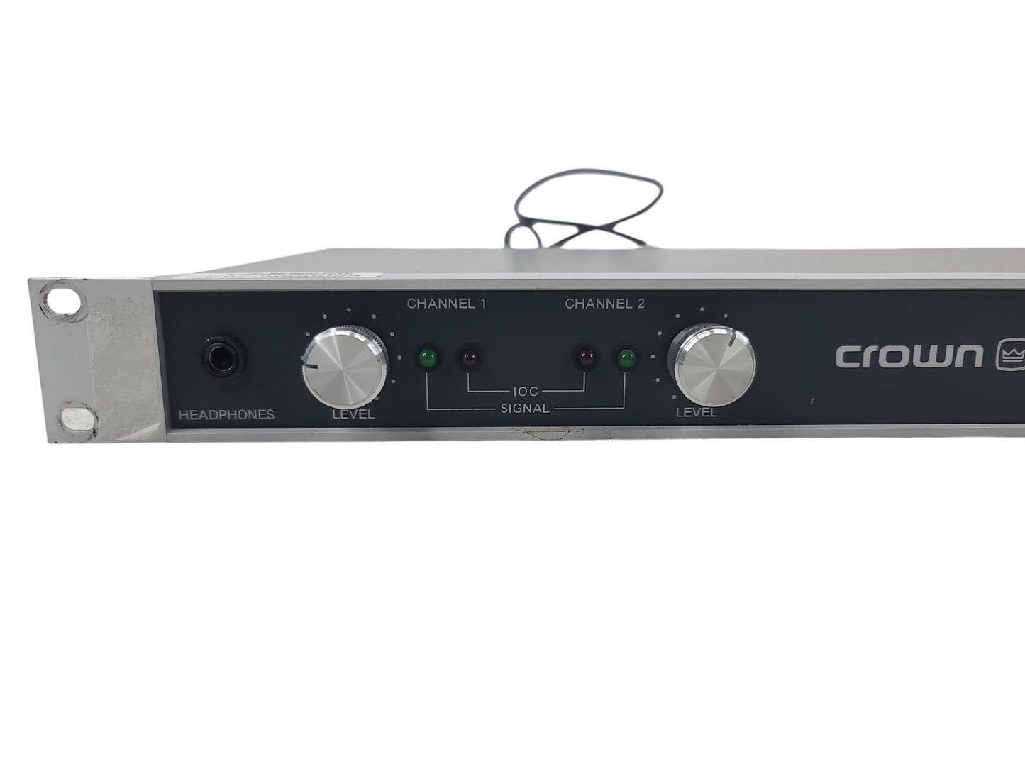 Crown D-75 2-Channel 240W Rack Mountable Professional Stereo Power Amplifier