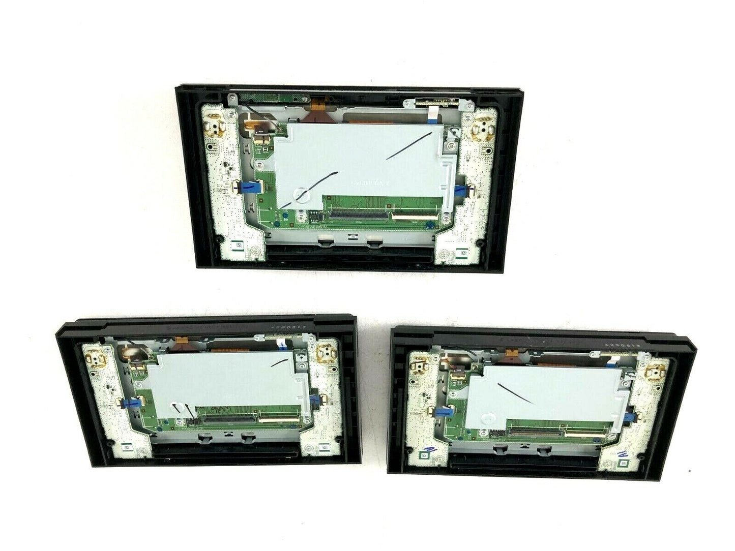 LOT OF 3 2016-2019 Toyota Tacoma CD Navigation Radio Display Screen Id 510103