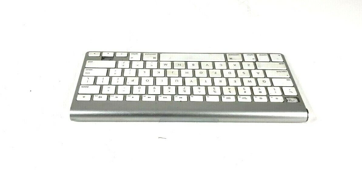 2009 Apple Wireless Bluetooth Keyboard Model A1314