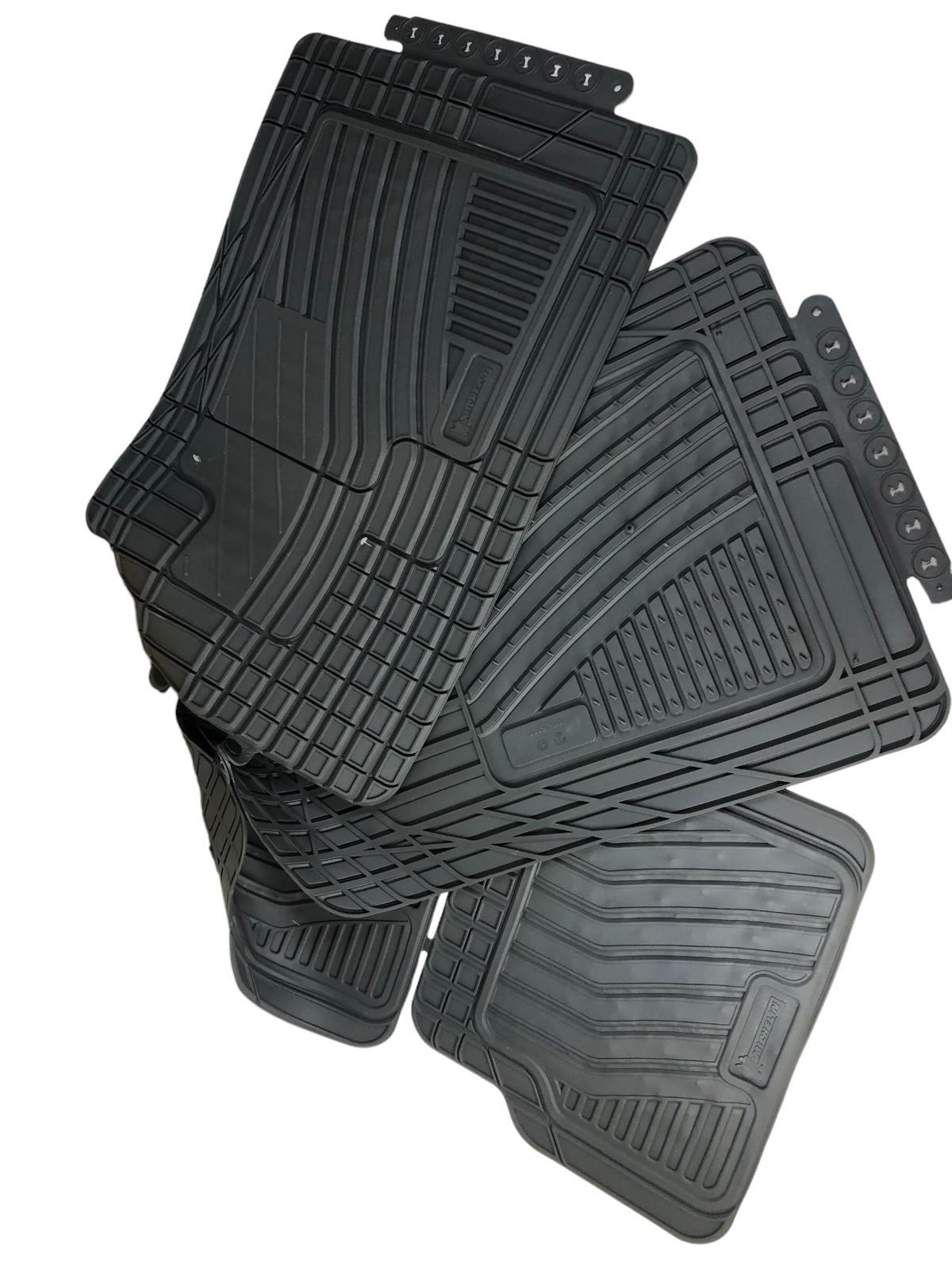 Michelin Universal Fit Floor Mat Set – 4-piece Open box