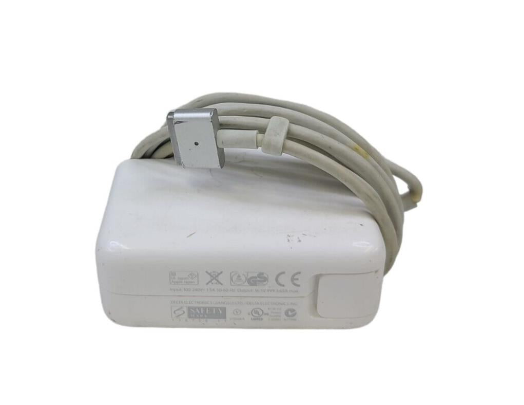 Apple MacBook Power AC adapter charger MagSafe 2 A1424 85W